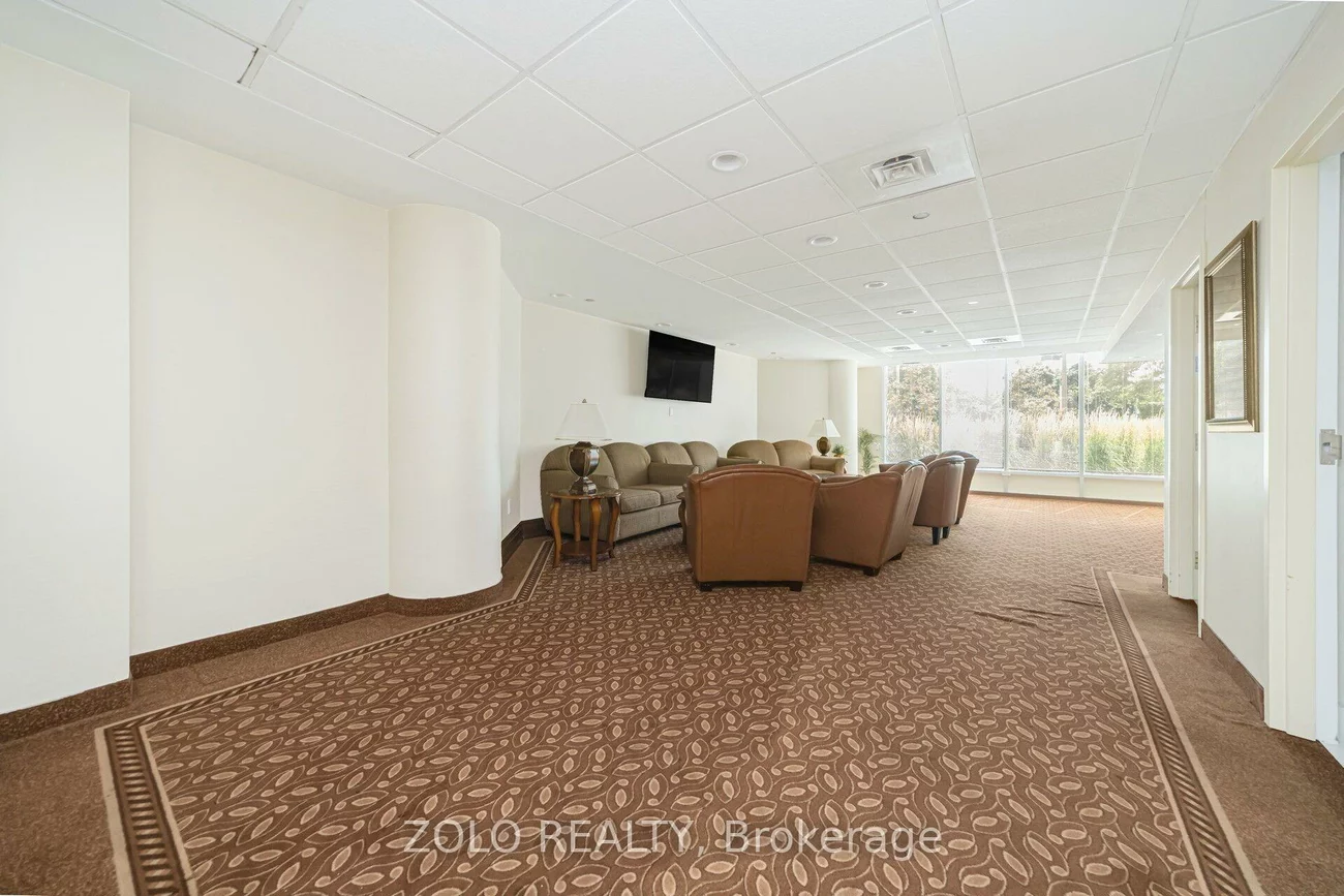 310, Mill, Brampton South, Brampton