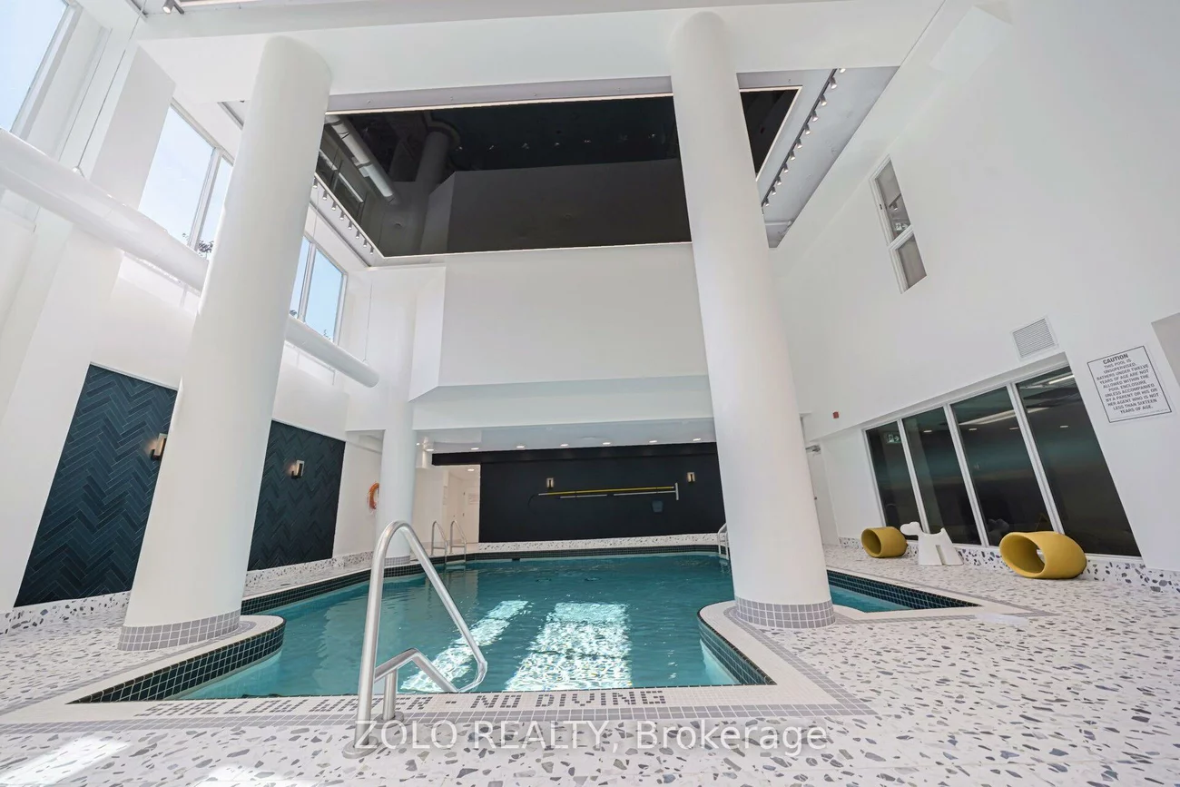 310, Mill, Brampton South, Brampton