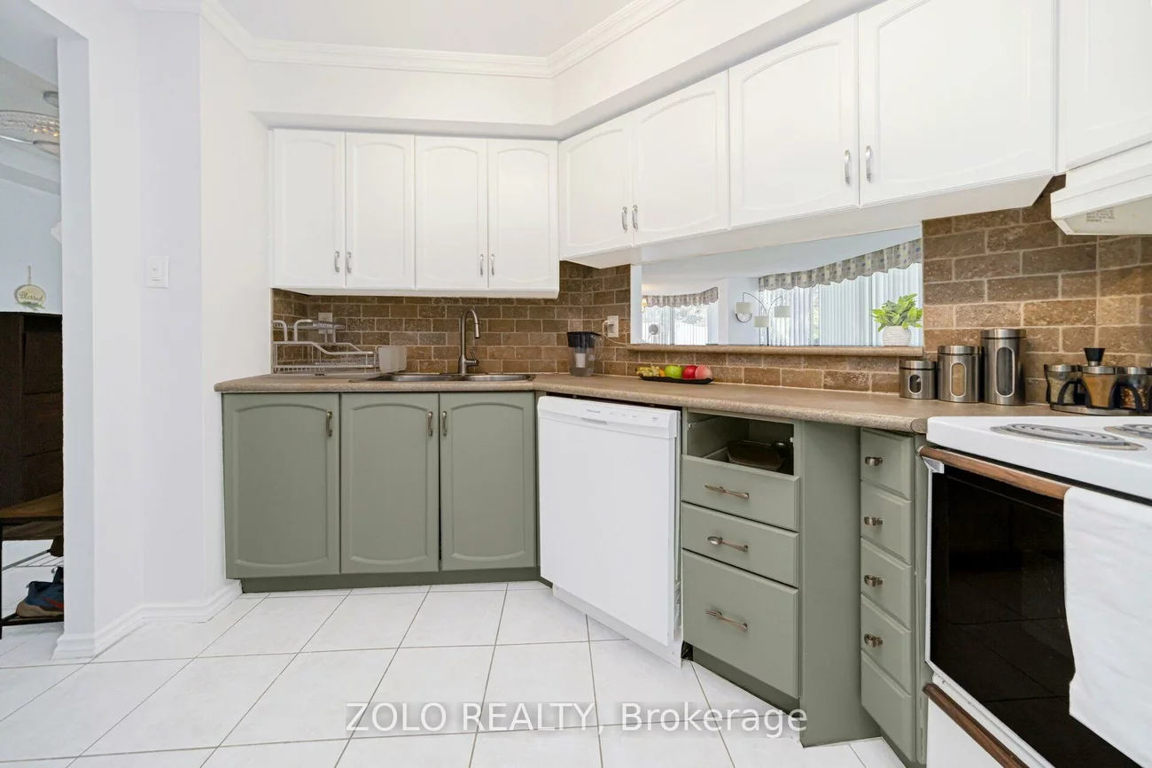 310, Mill, Brampton South, Brampton