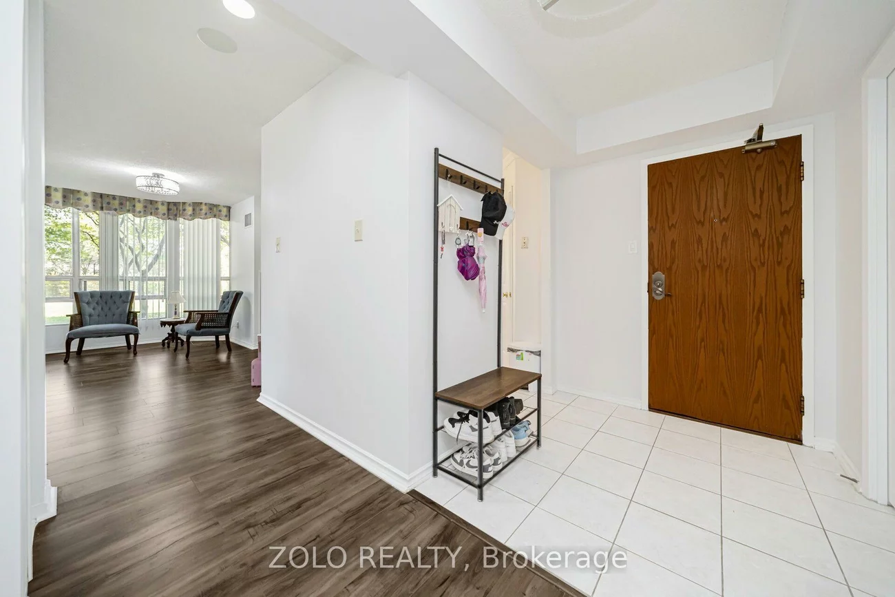 310, Mill, Brampton South, Brampton