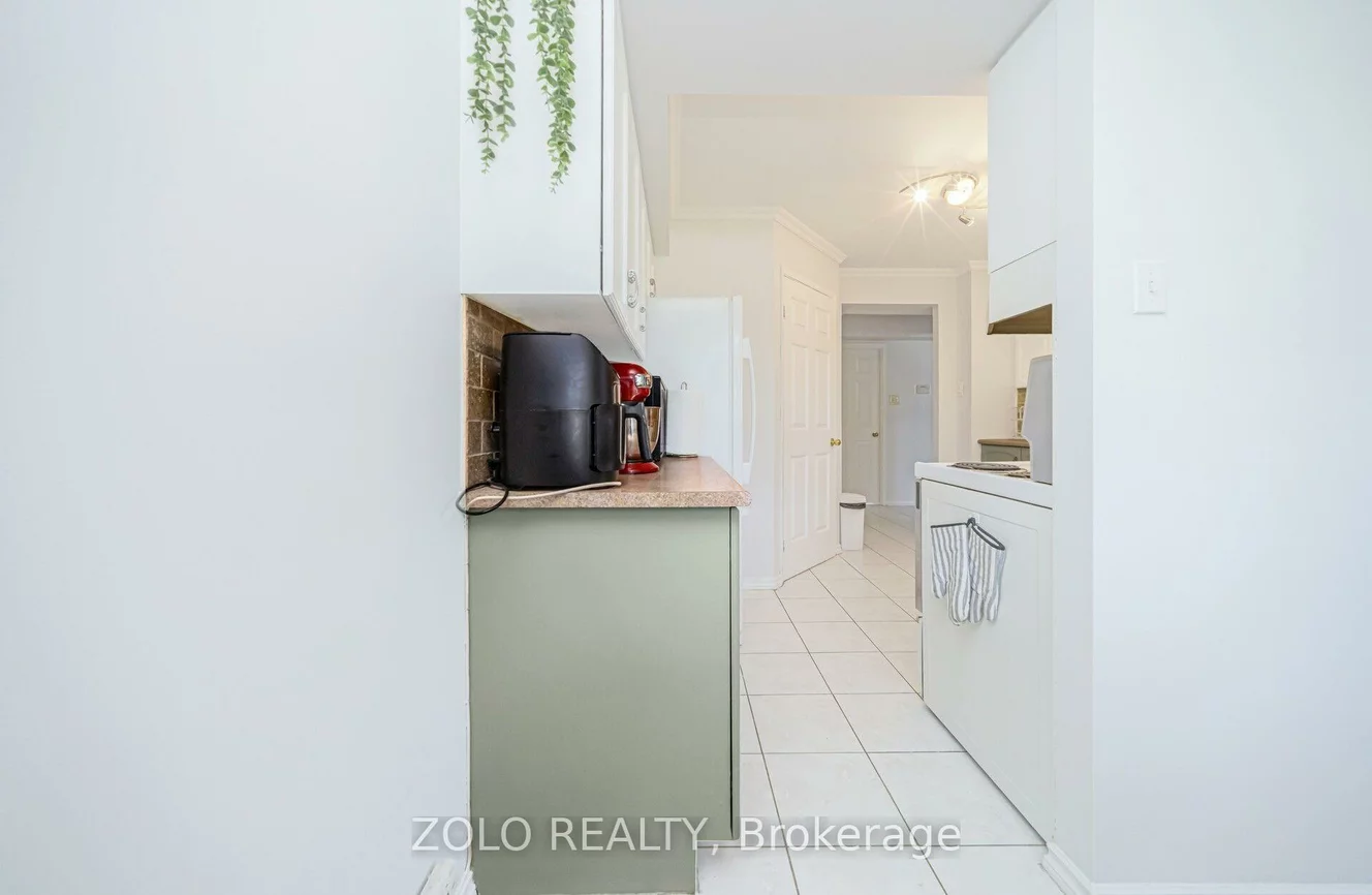 310, Mill, Brampton South, Brampton