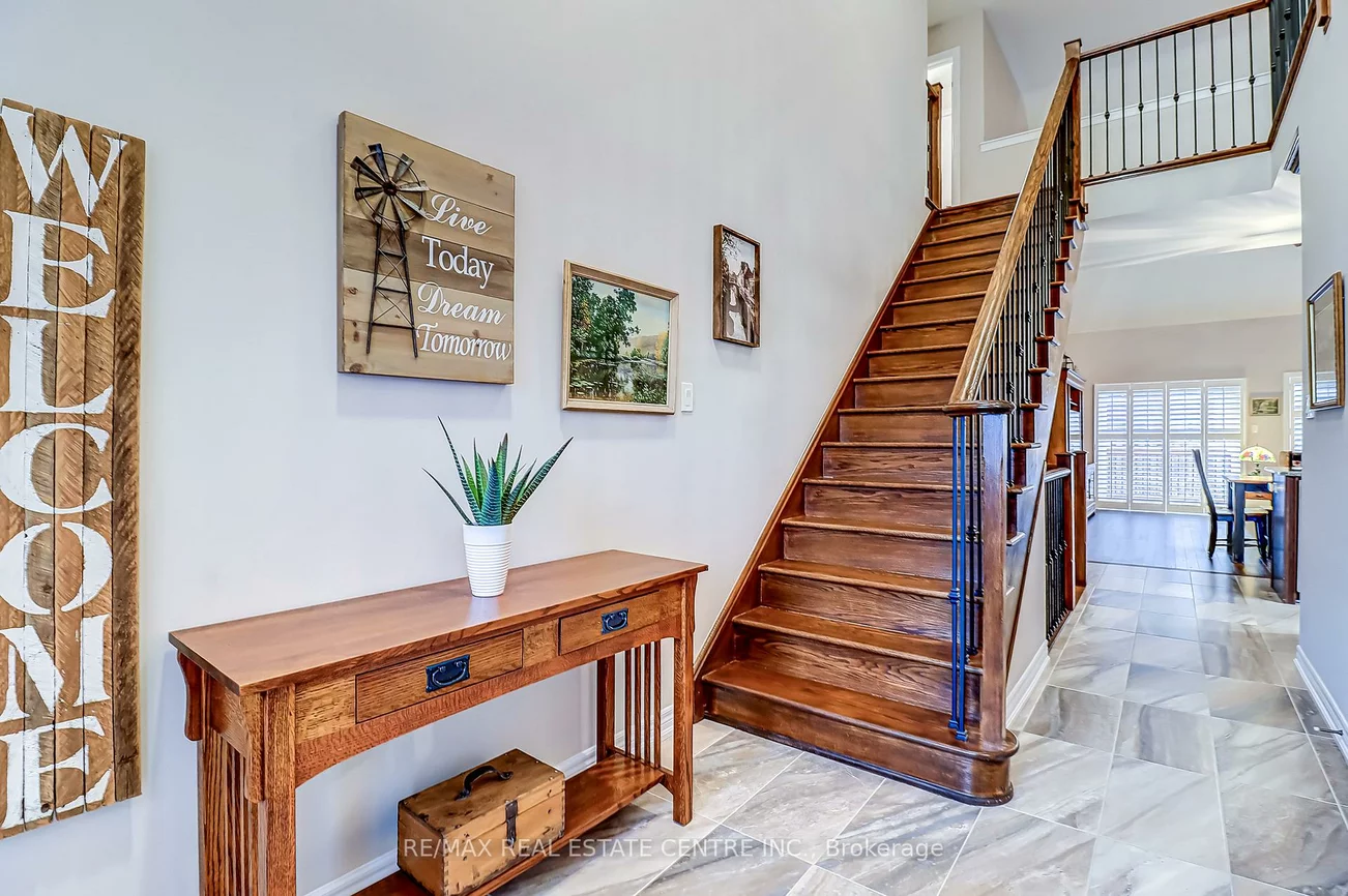 3, Alamode, Sandringham-Wellington, Brampton