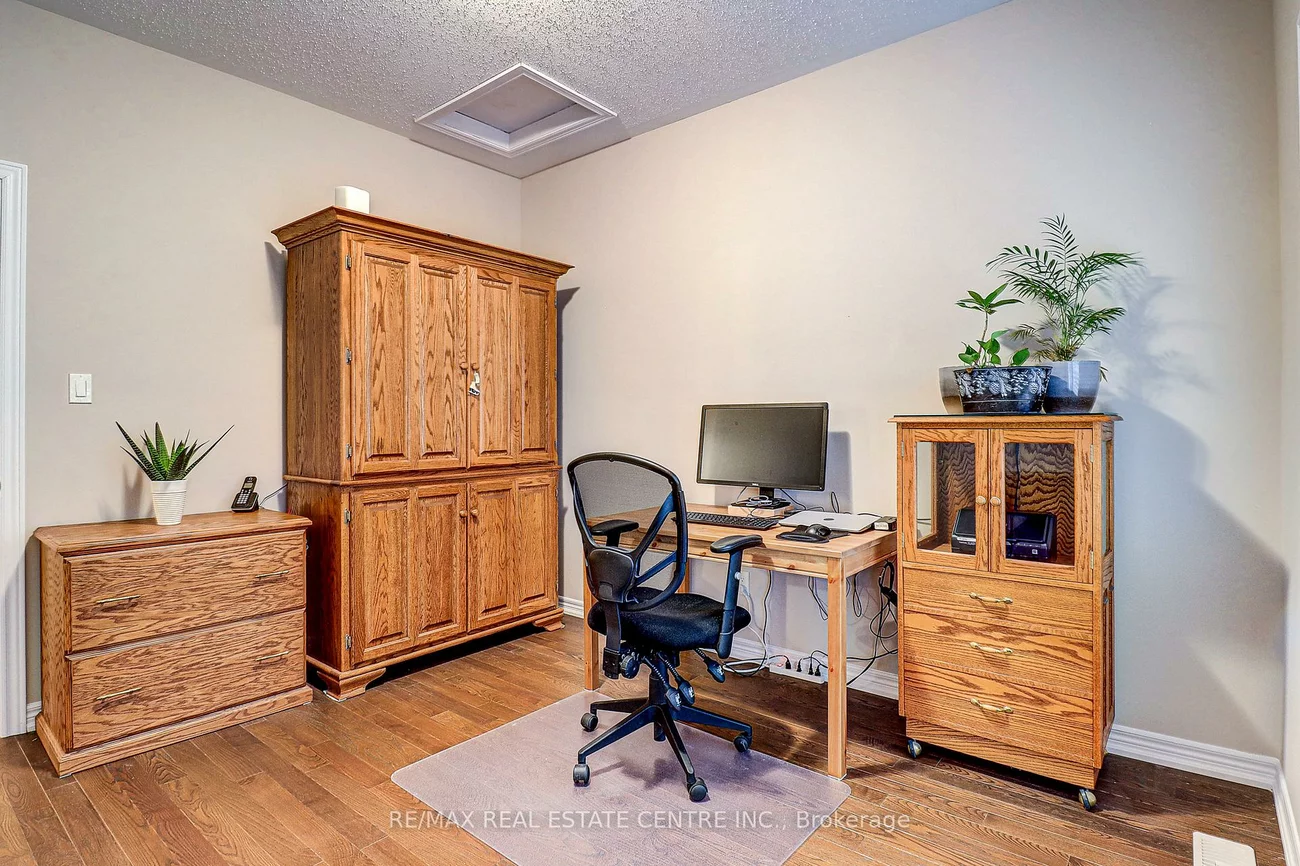 3, Alamode, Sandringham-Wellington, Brampton