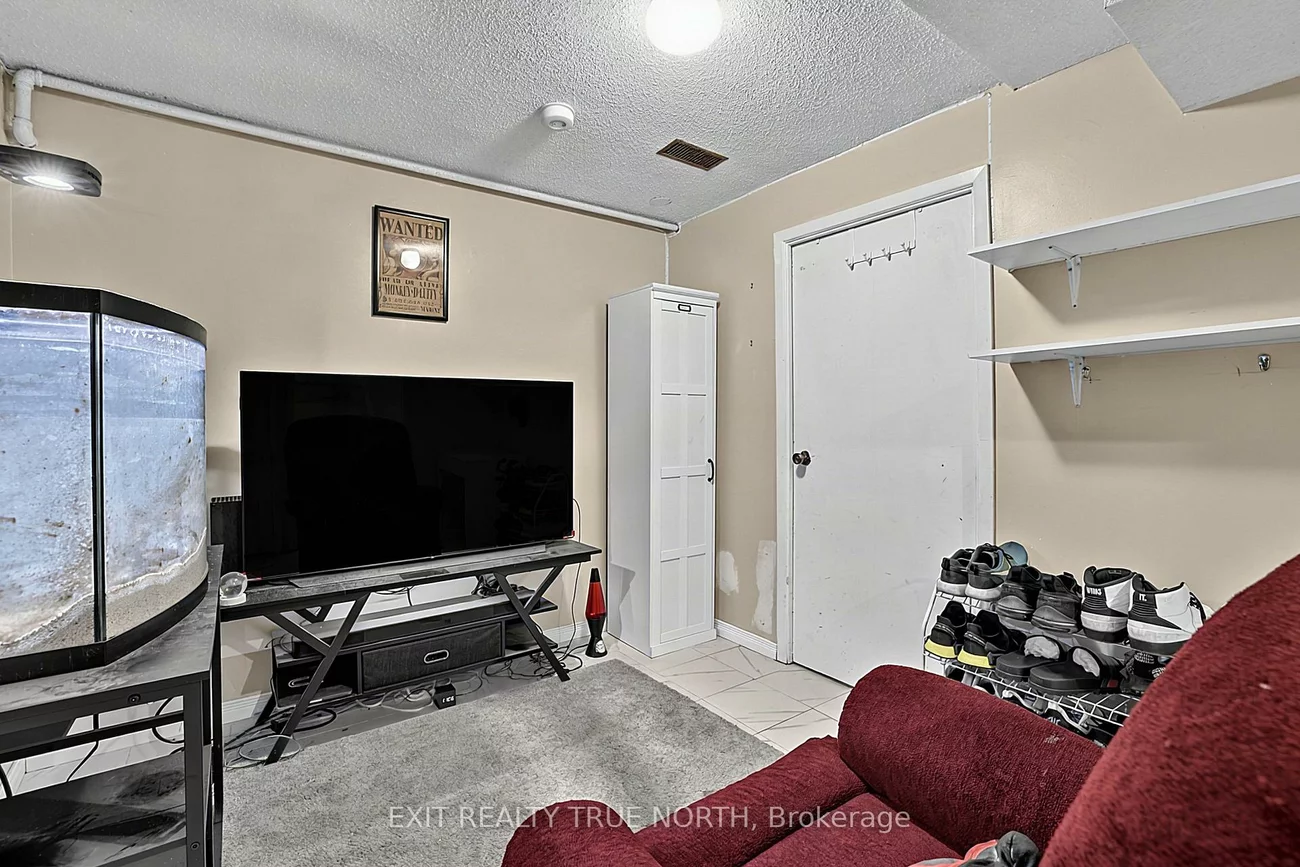 73, Collins, Brampton North, Brampton