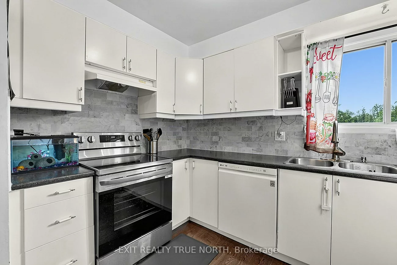 73, Collins, Brampton North, Brampton