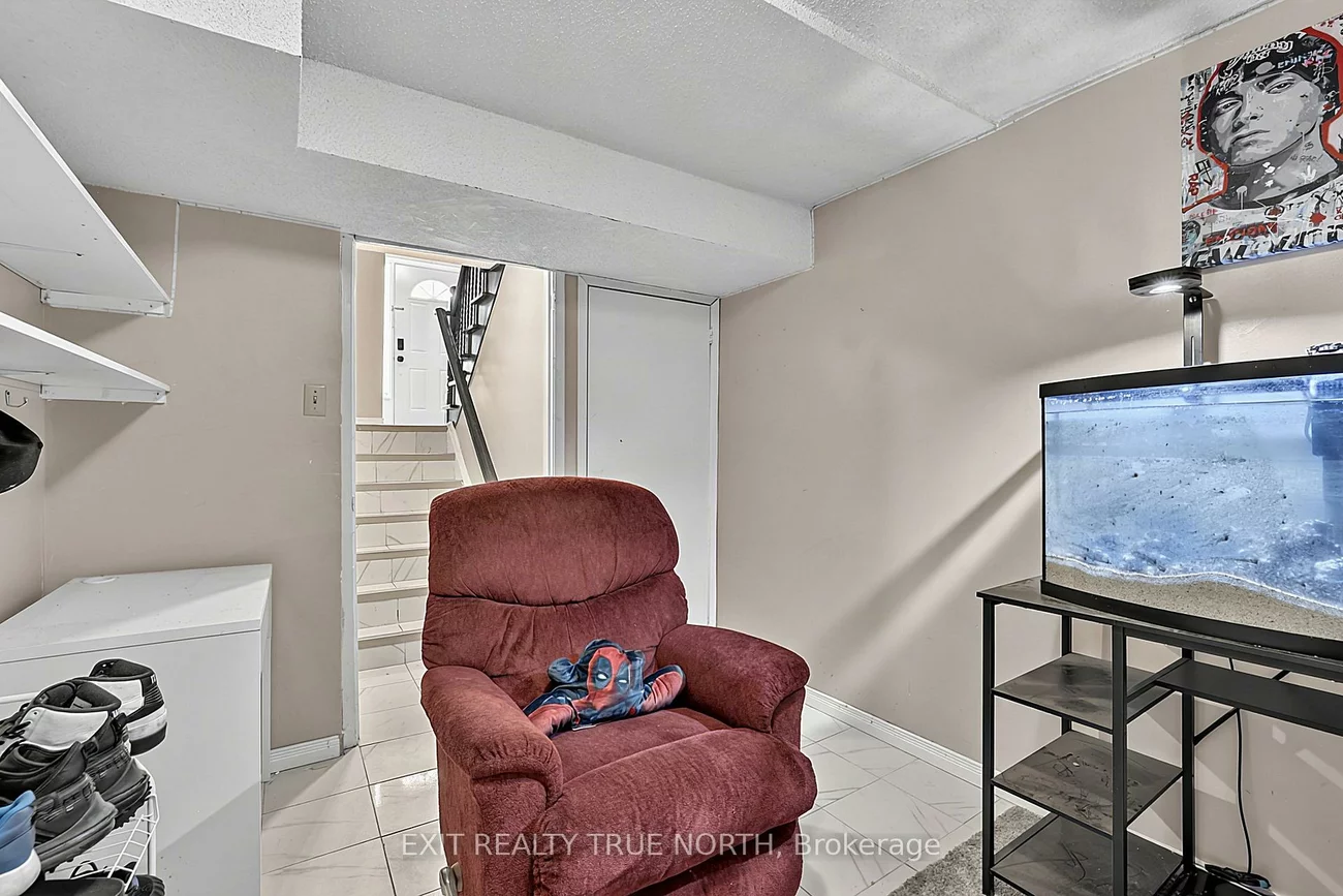 73, Collins, Brampton North, Brampton