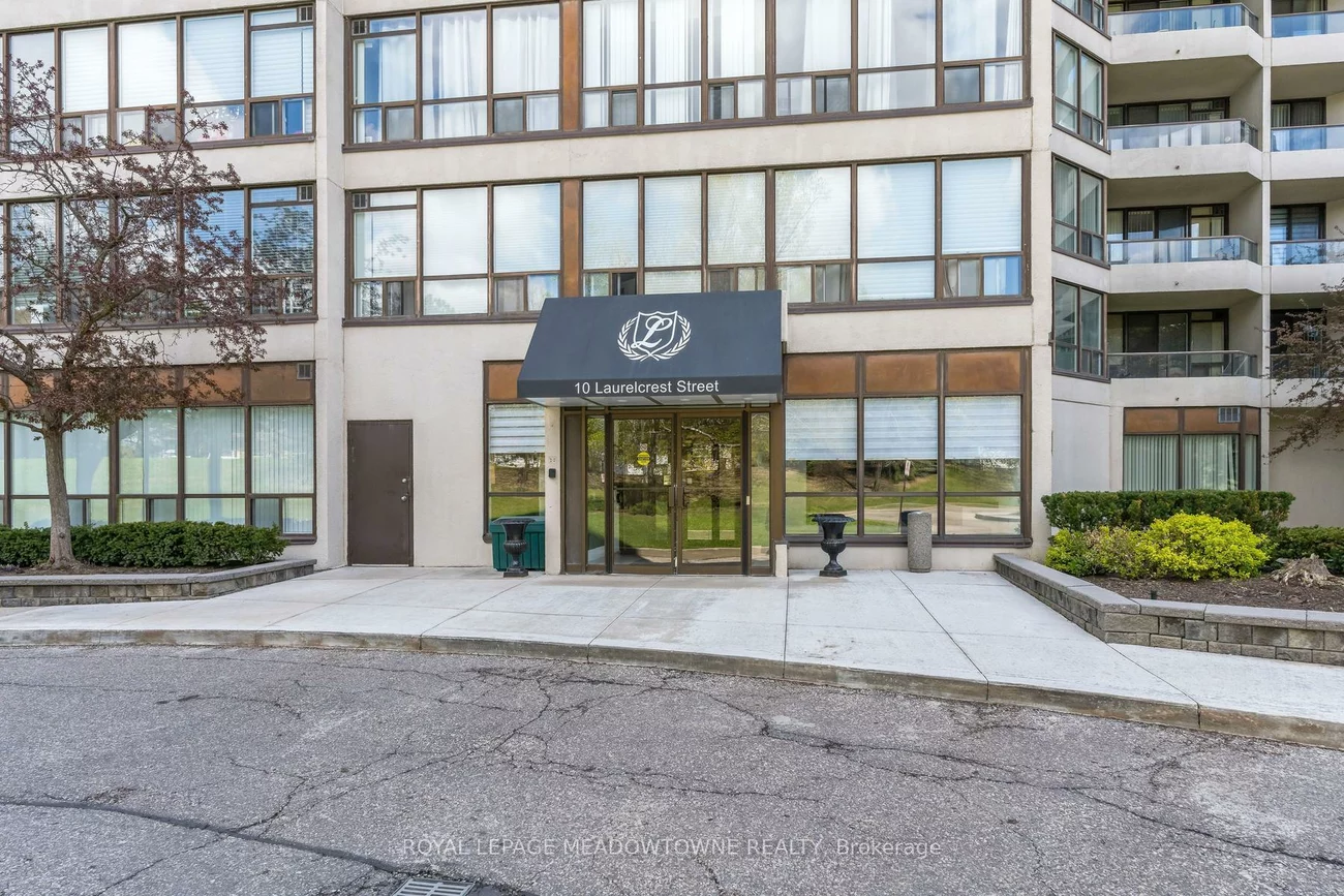 10, Laurelcrest, Queen Street Corridor, Brampton