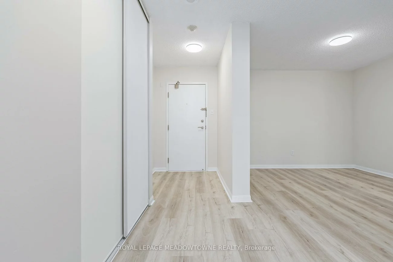 10, Laurelcrest, Queen Street Corridor, Brampton