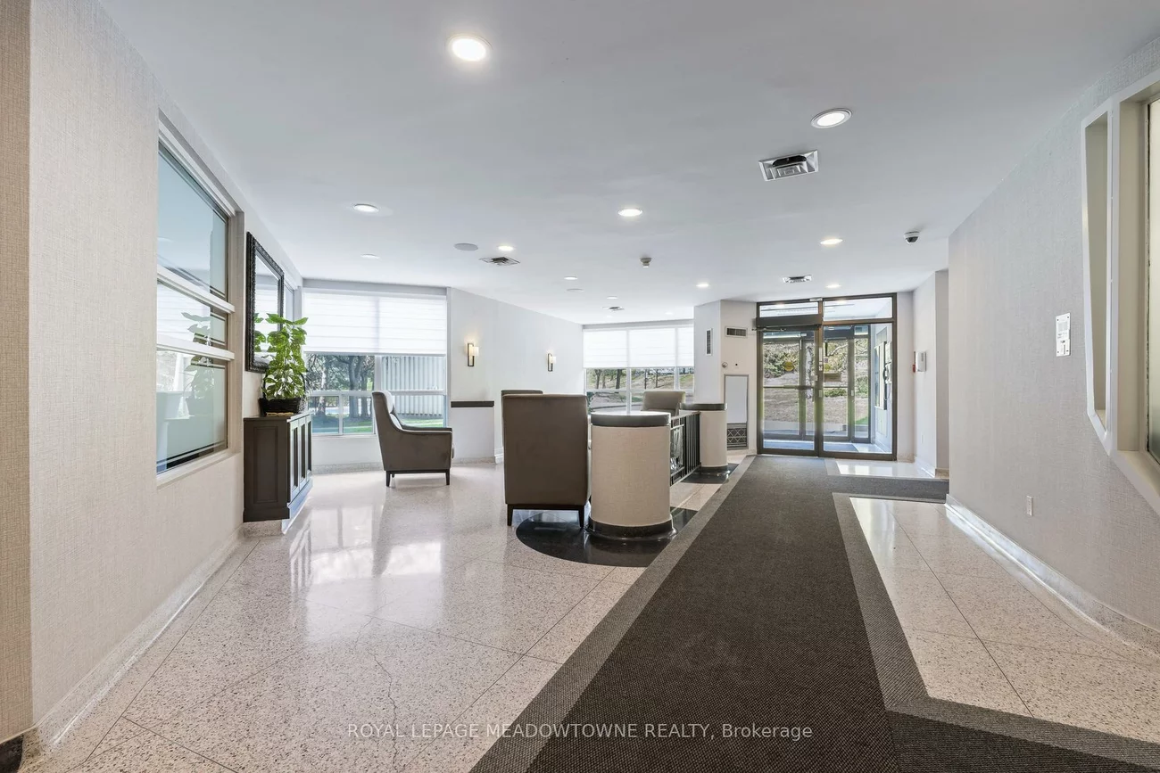 10, Laurelcrest, Queen Street Corridor, Brampton