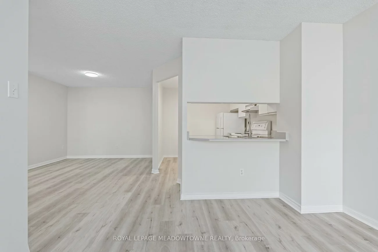 10, Laurelcrest, Queen Street Corridor, Brampton