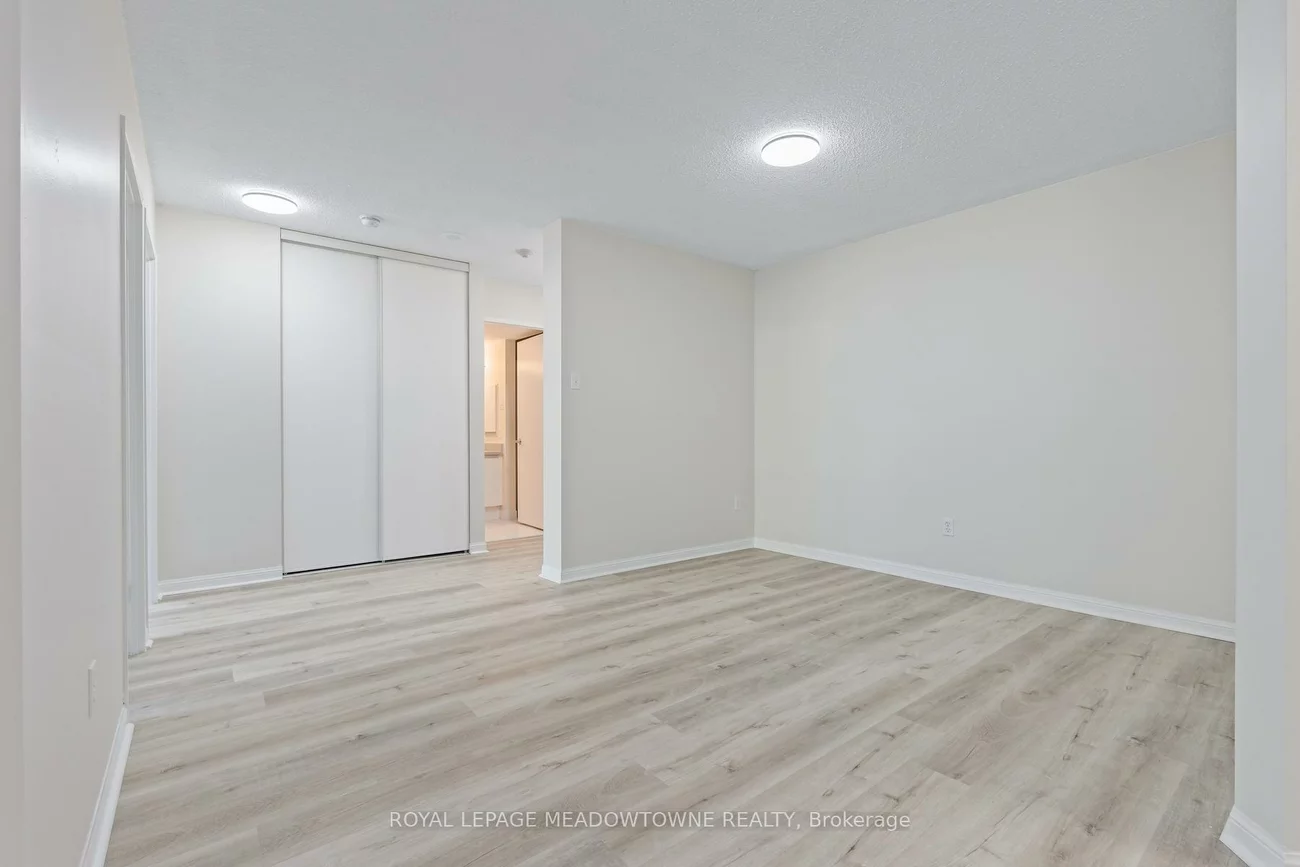 10, Laurelcrest, Queen Street Corridor, Brampton