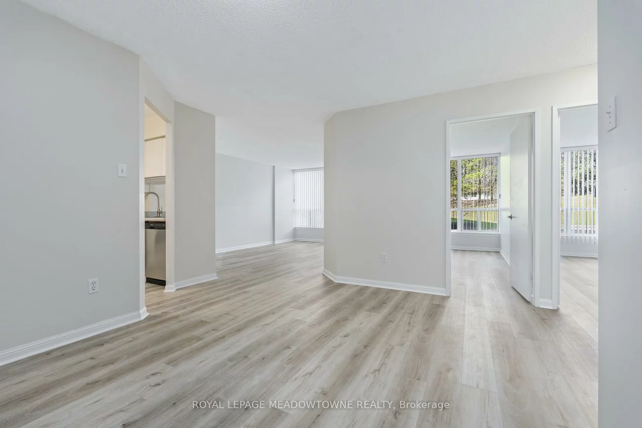 10, Laurelcrest, Queen Street Corridor, Brampton