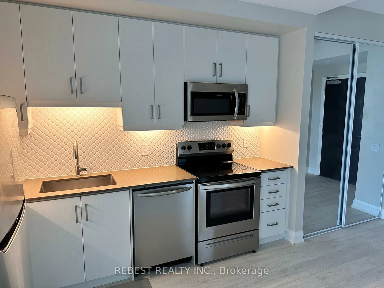 15, Lynch, Downtown Brampton, Brampton