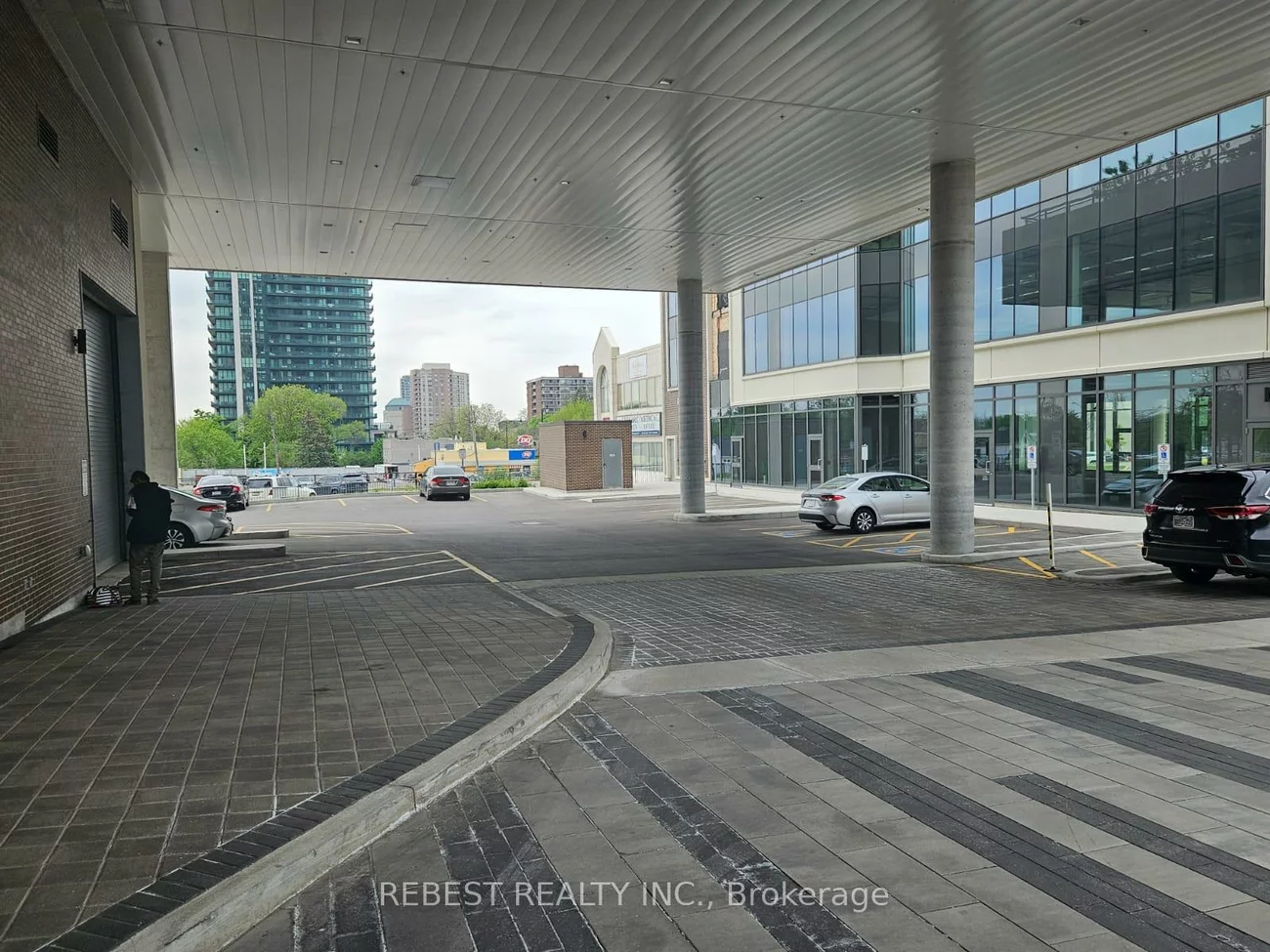 15, Lynch, Downtown Brampton, Brampton