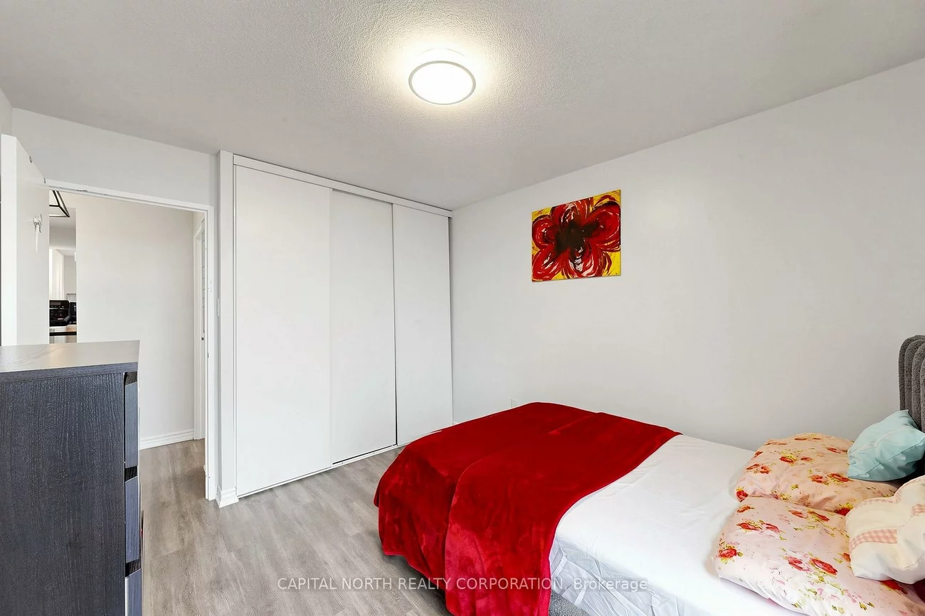 21, Knightsbridge, Queen Street Corridor, Brampton