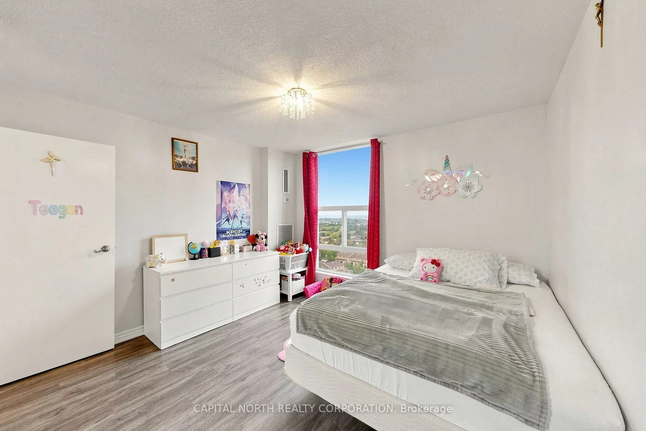 21, Knightsbridge, Queen Street Corridor, Brampton