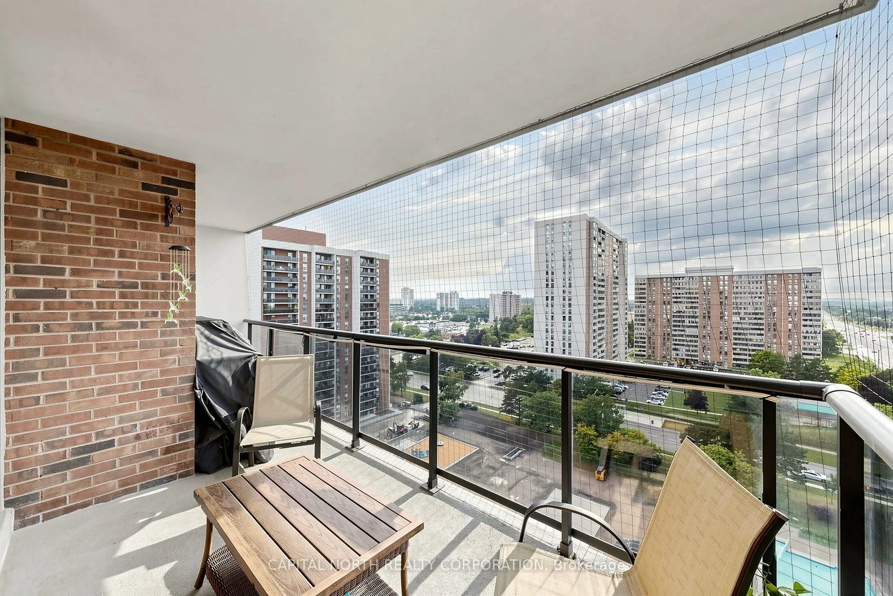 21, Knightsbridge, Queen Street Corridor, Brampton