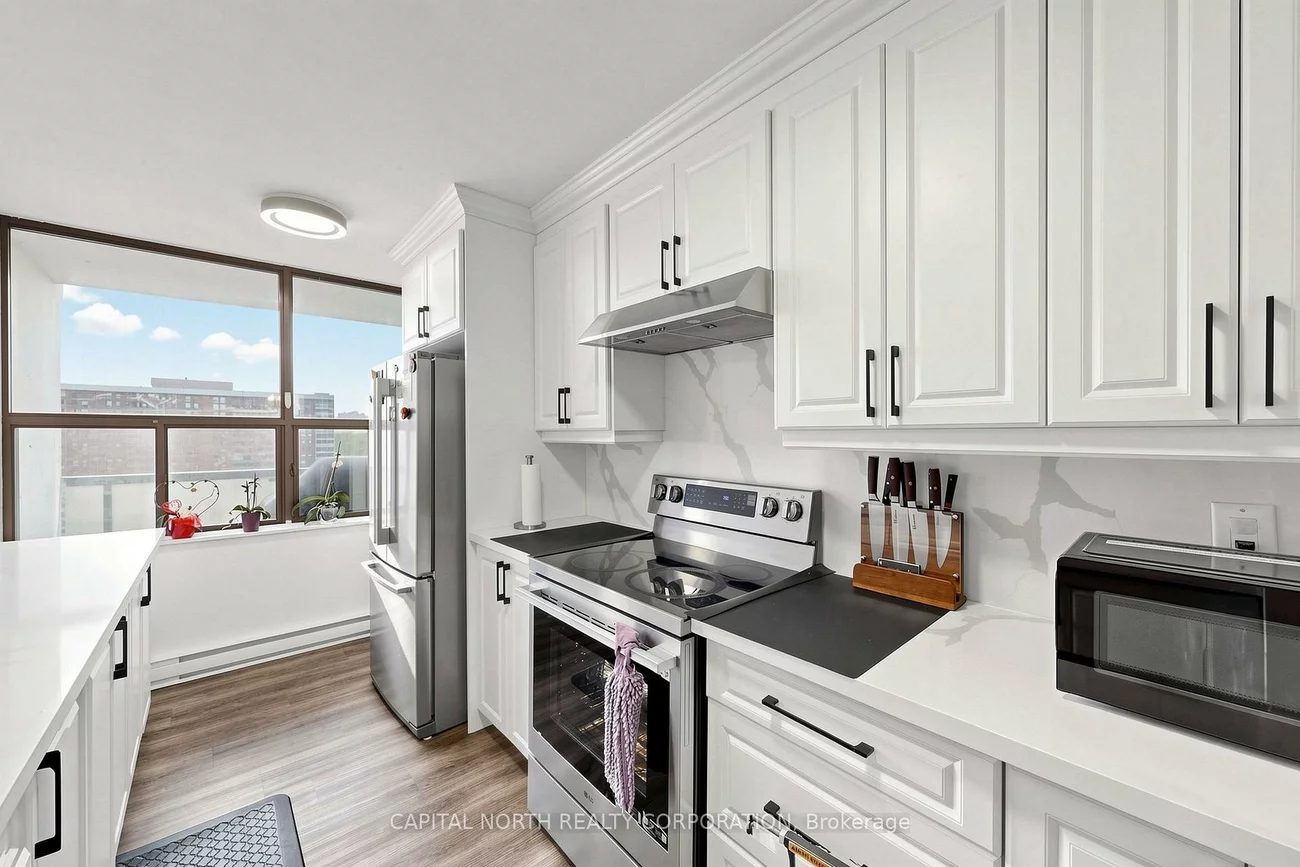 21, Knightsbridge, Queen Street Corridor, Brampton