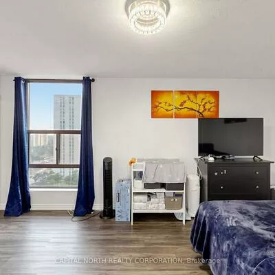 21, Knightsbridge, Queen Street Corridor, Brampton