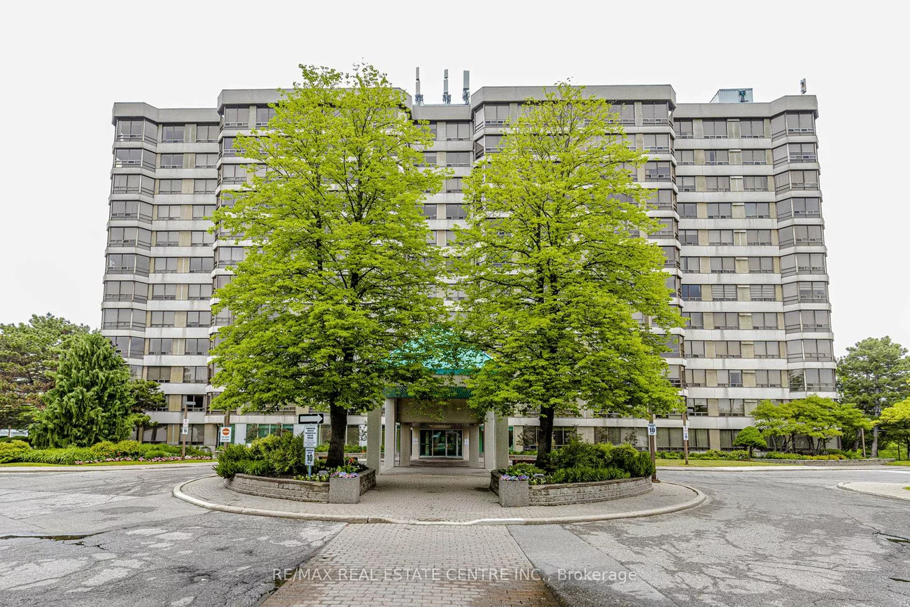 310, Mill, Brampton South, Brampton