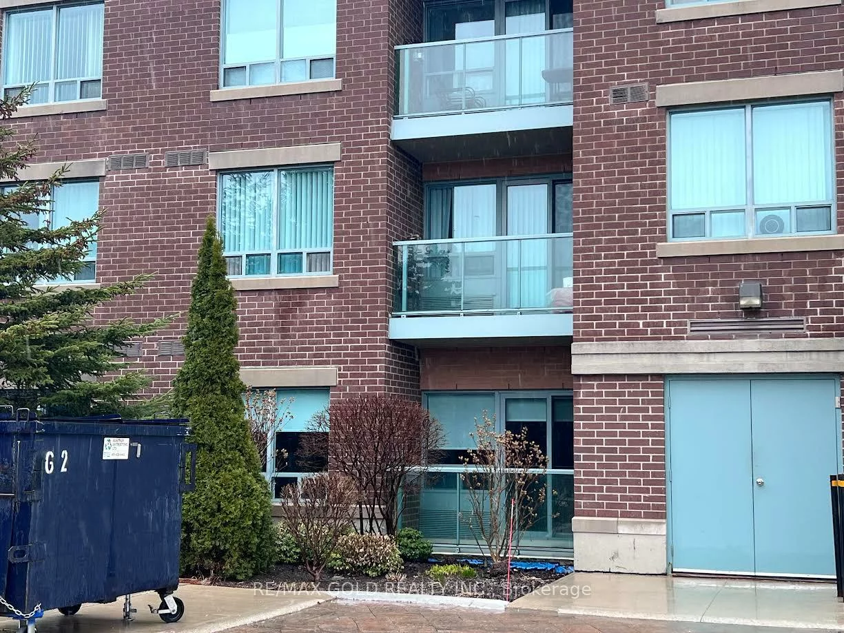 25, Via Rosedale, Sandringham-Wellington, Brampton