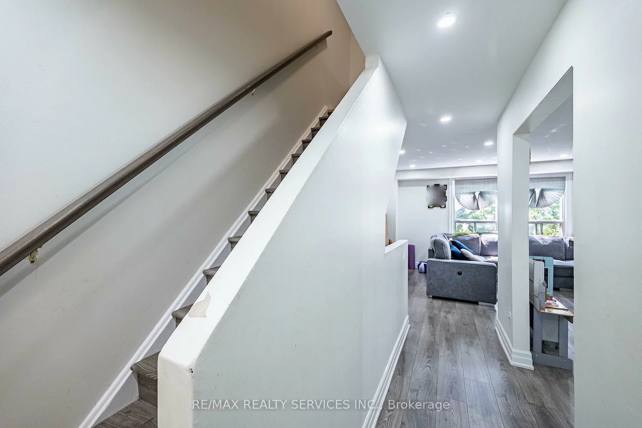 122, Ellerslie, Southgate, Brampton