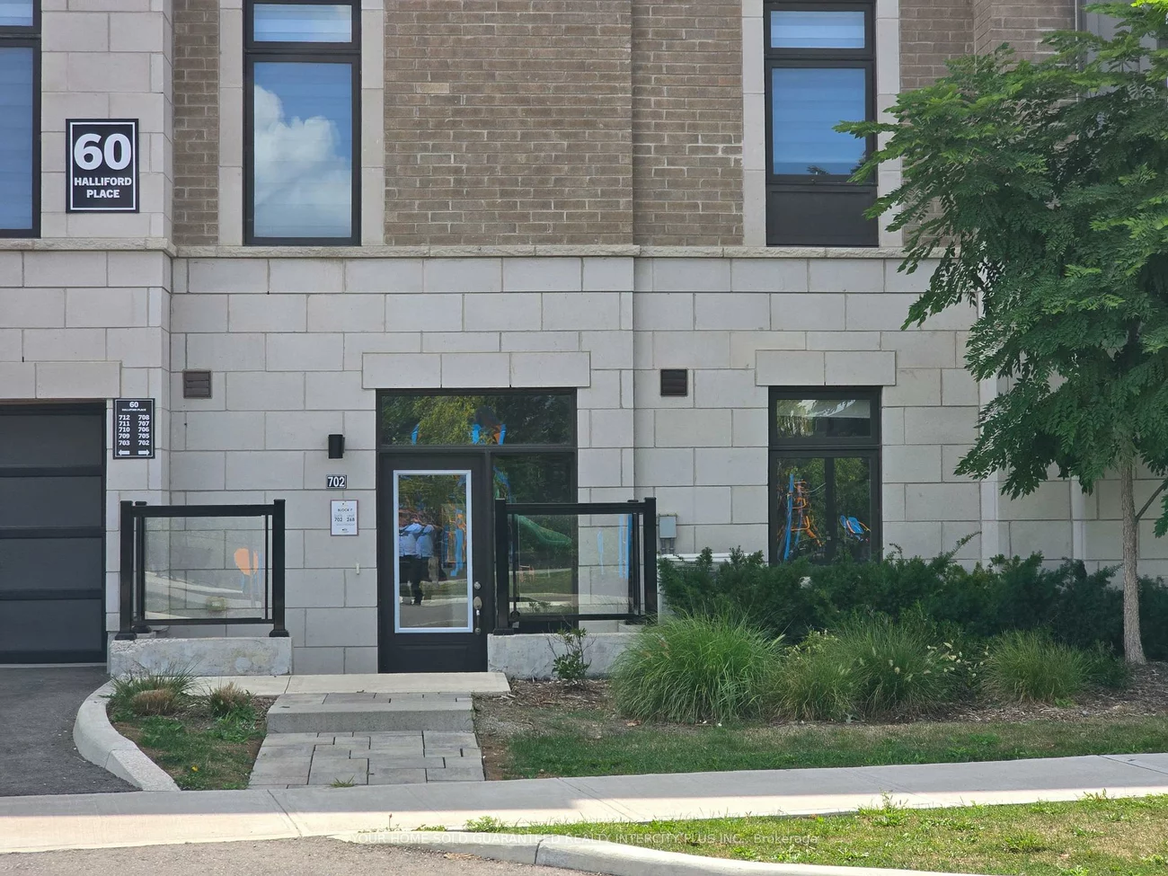 60, Halliford, Bram East, Brampton