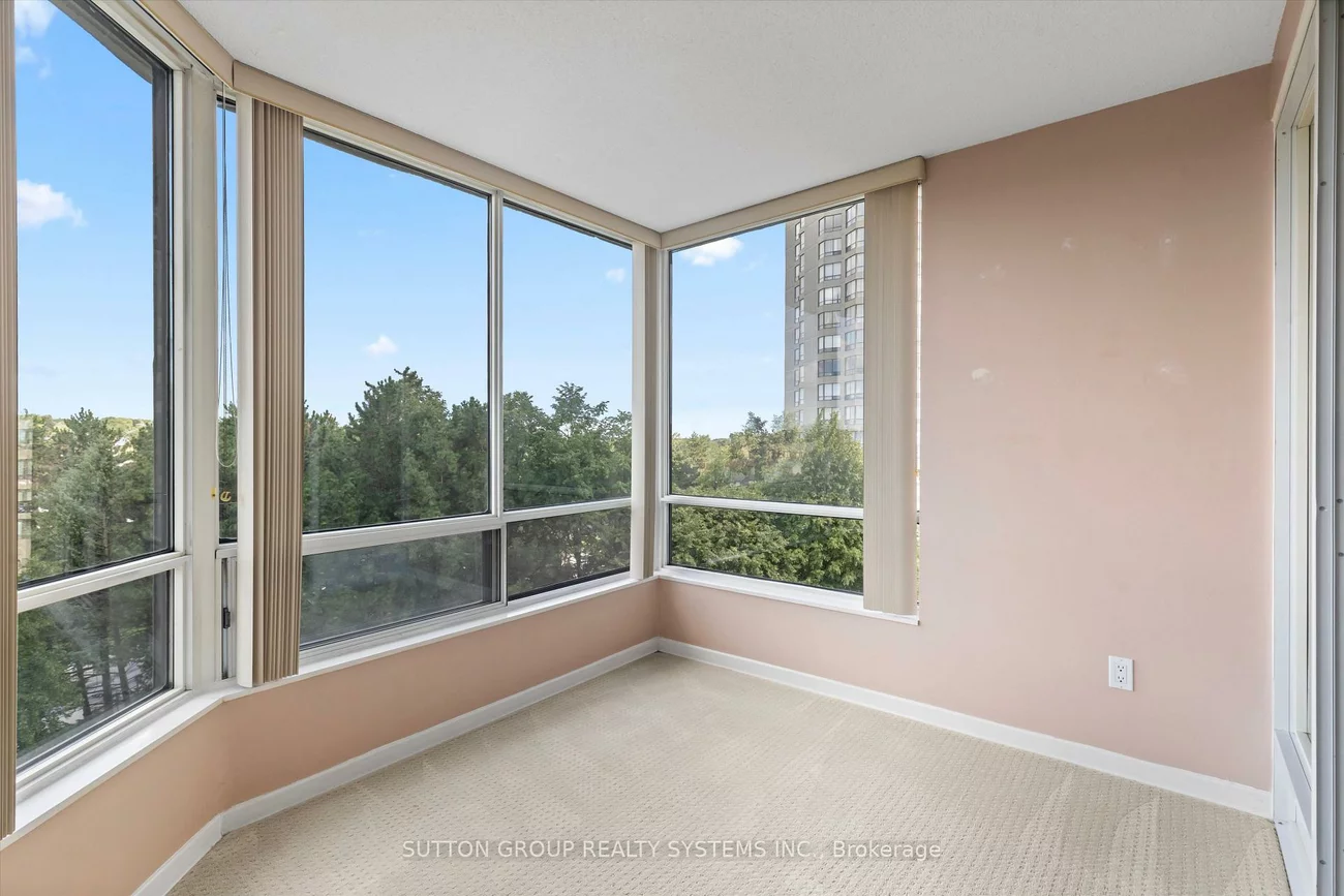 26, Hanover, Queen Street Corridor, Brampton