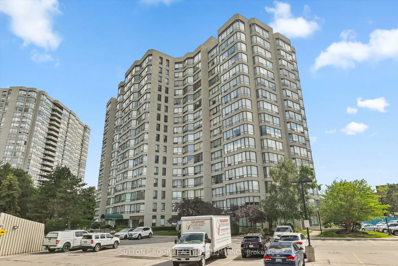 26, Hanover, Queen Street Corridor, Brampton