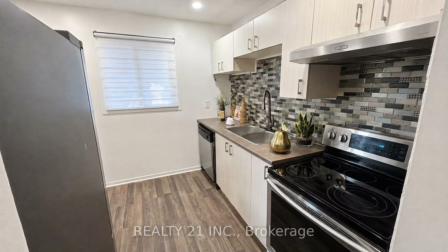 45, Hansen, Madoc, Brampton
