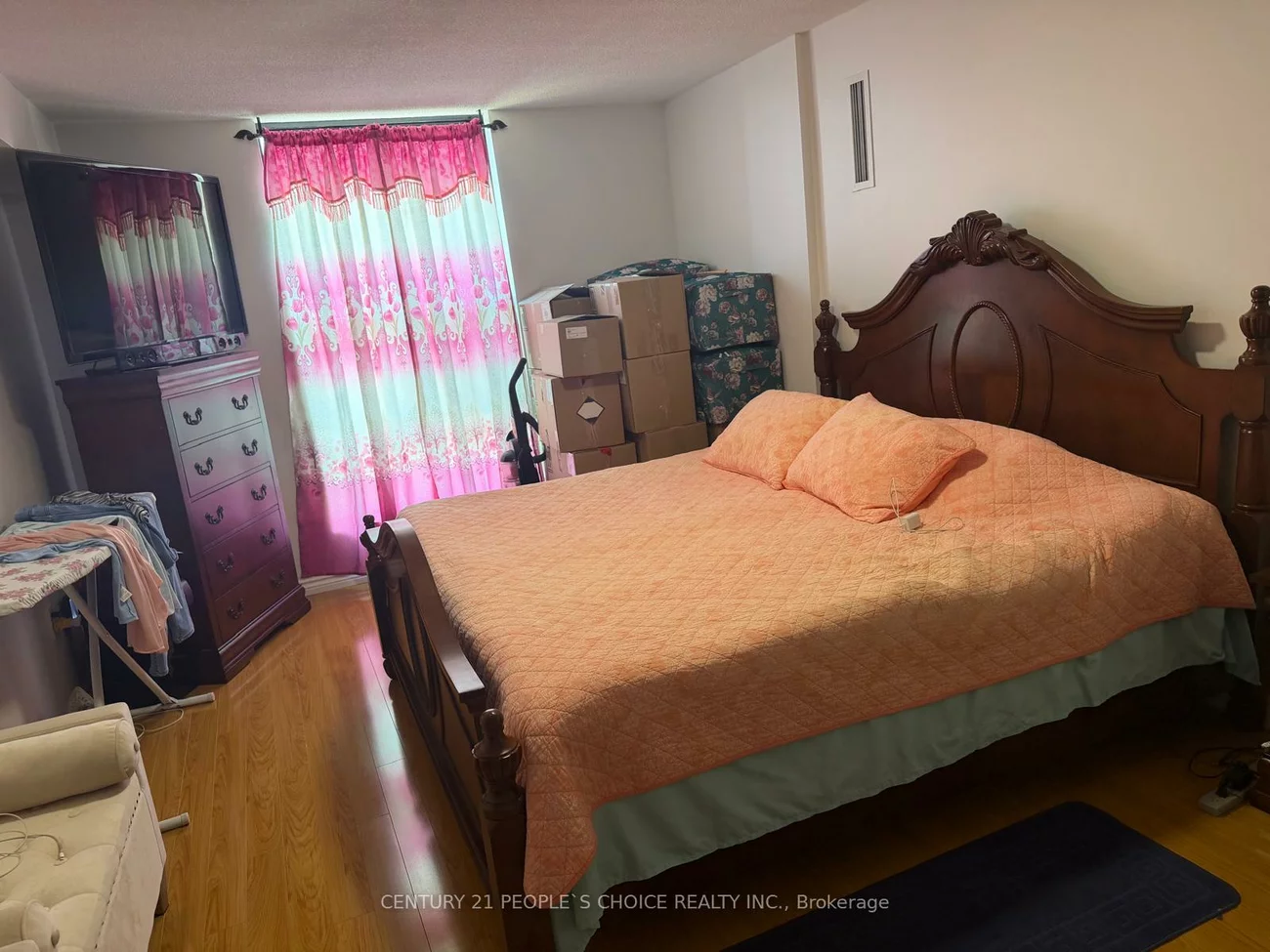17, Knightsbridge, Queen Street Corridor, Brampton