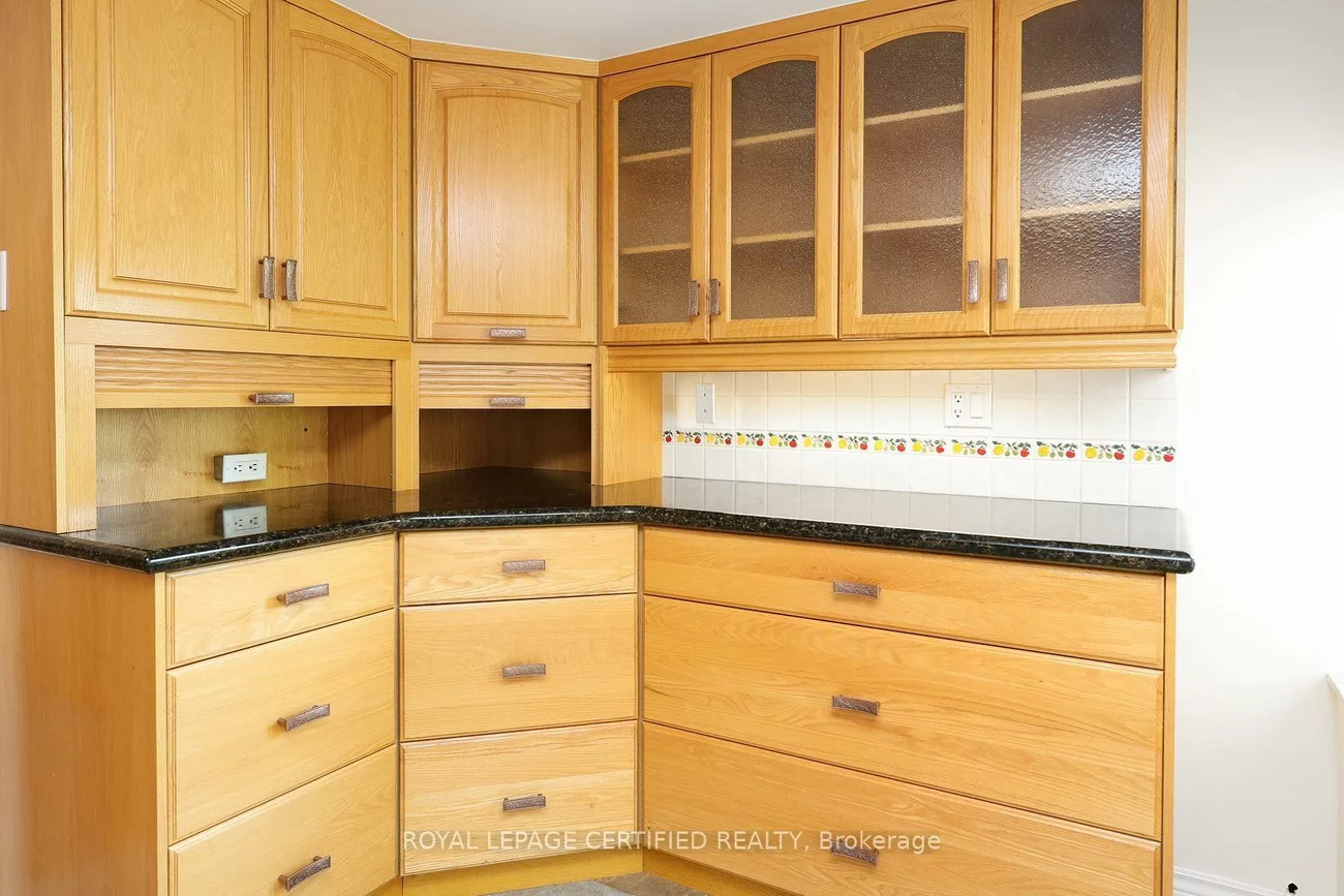 20, Cherrytree, Fletcher's Creek South, Brampton