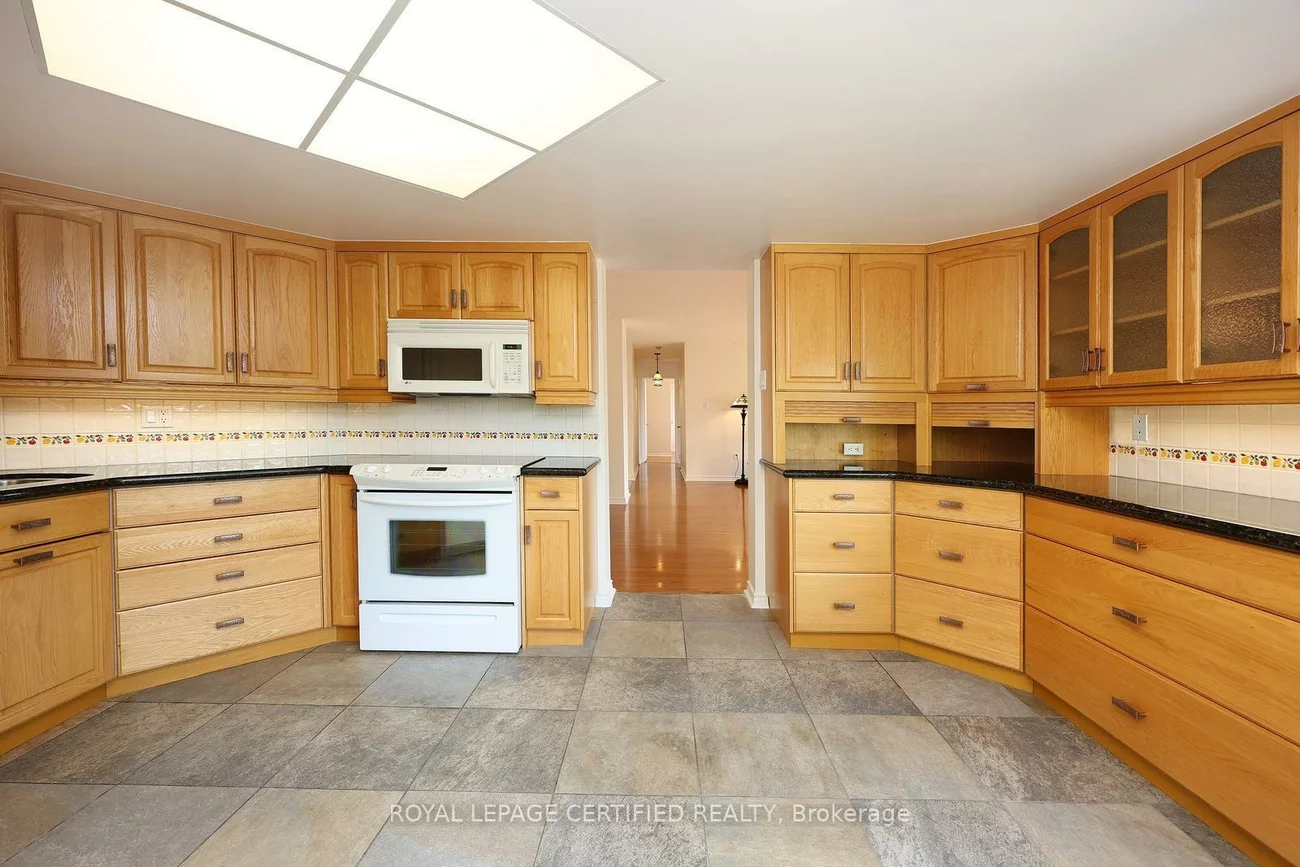 20, Cherrytree, Fletcher's Creek South, Brampton