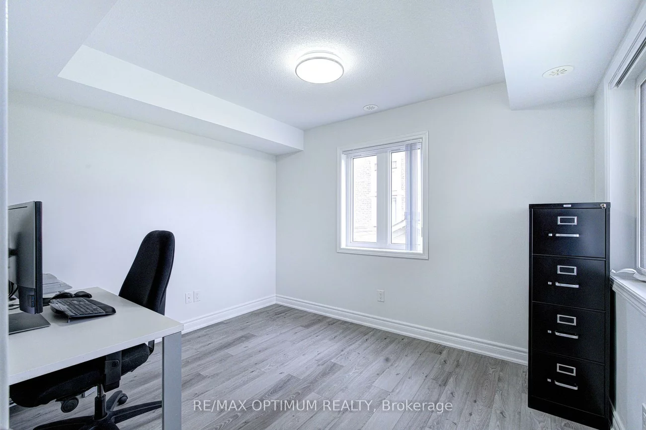 250, Sunny Meadow, Sandringham-Wellington, Brampton
