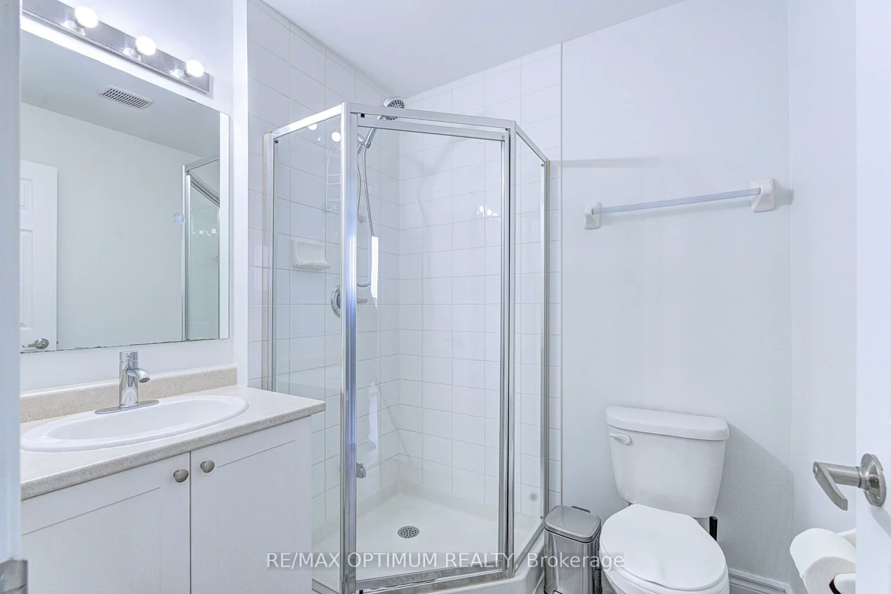 250, Sunny Meadow, Sandringham-Wellington, Brampton