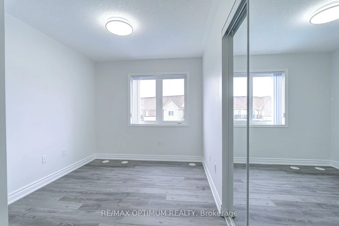 250, Sunny Meadow, Sandringham-Wellington, Brampton