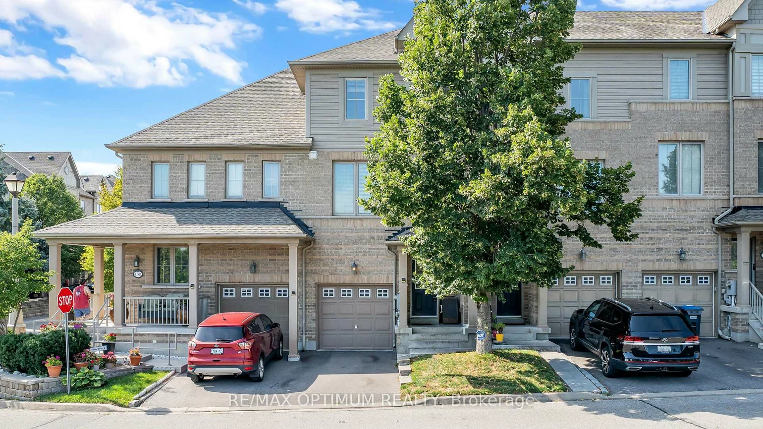 151, Cedar Lake, Bram West, Brampton