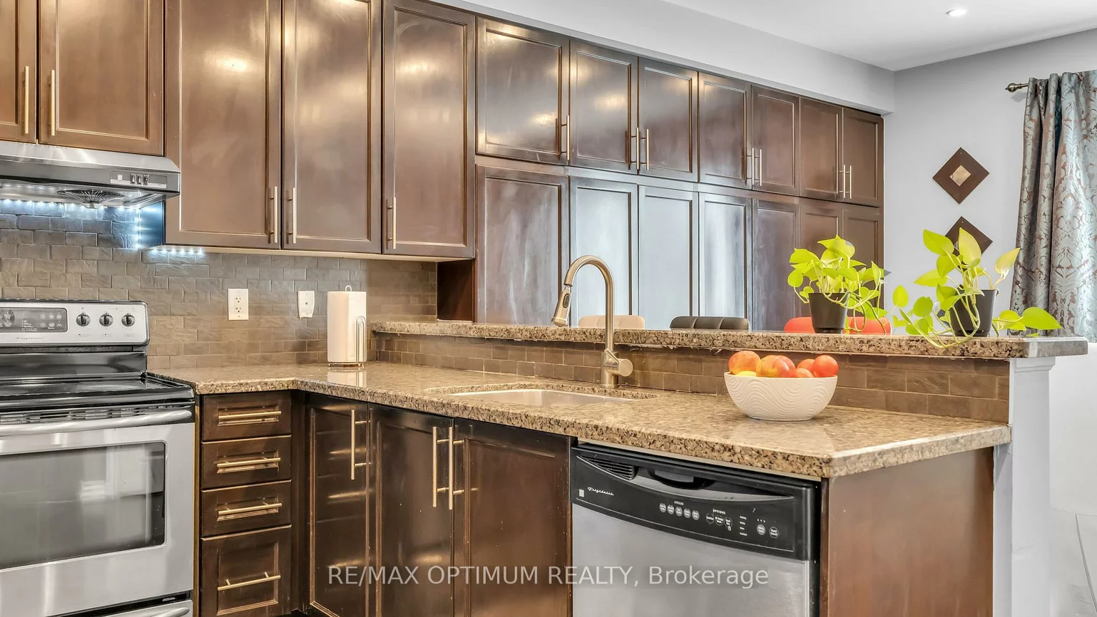 151, Cedar Lake, Bram West, Brampton