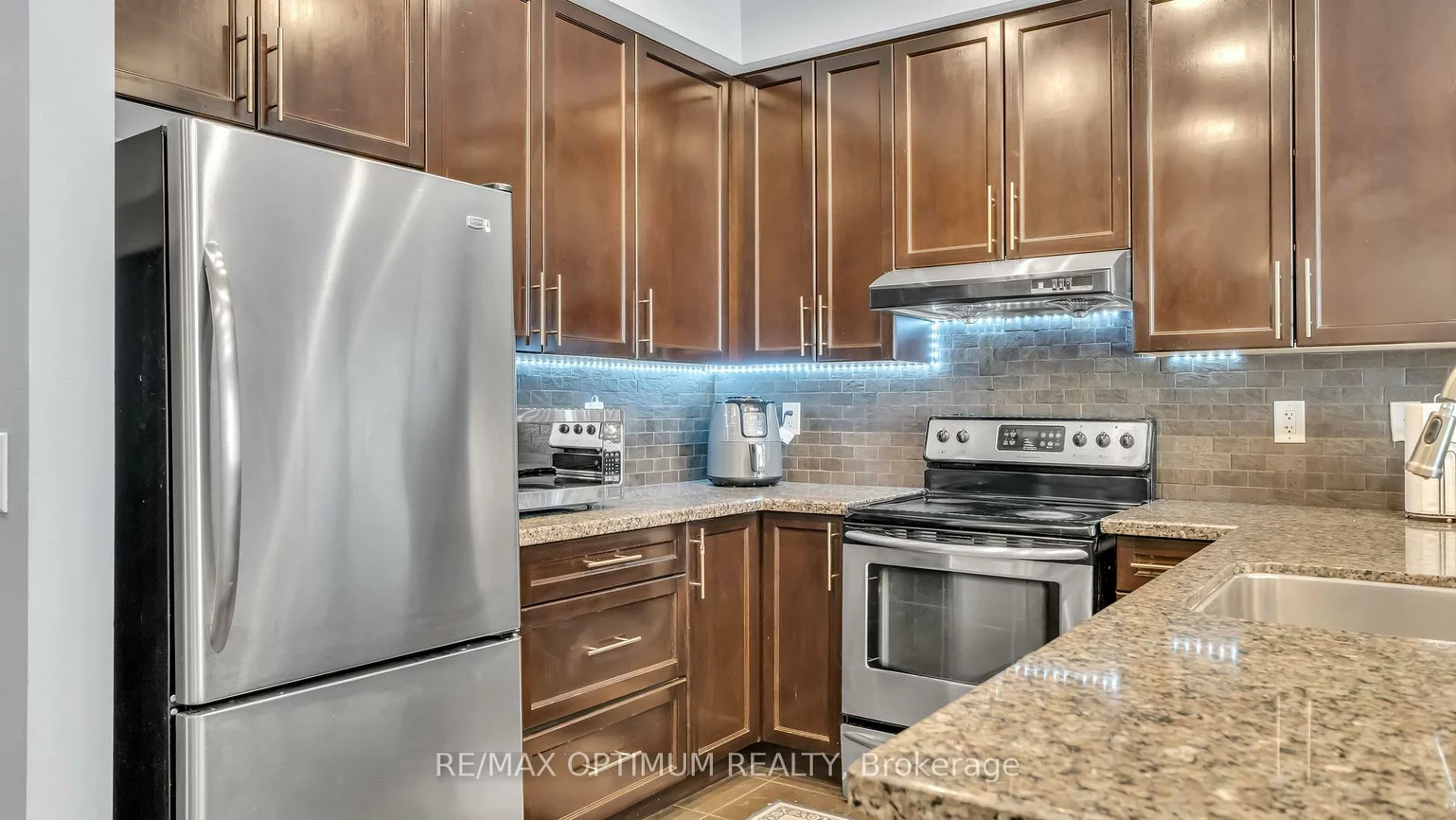 151, Cedar Lake, Bram West, Brampton