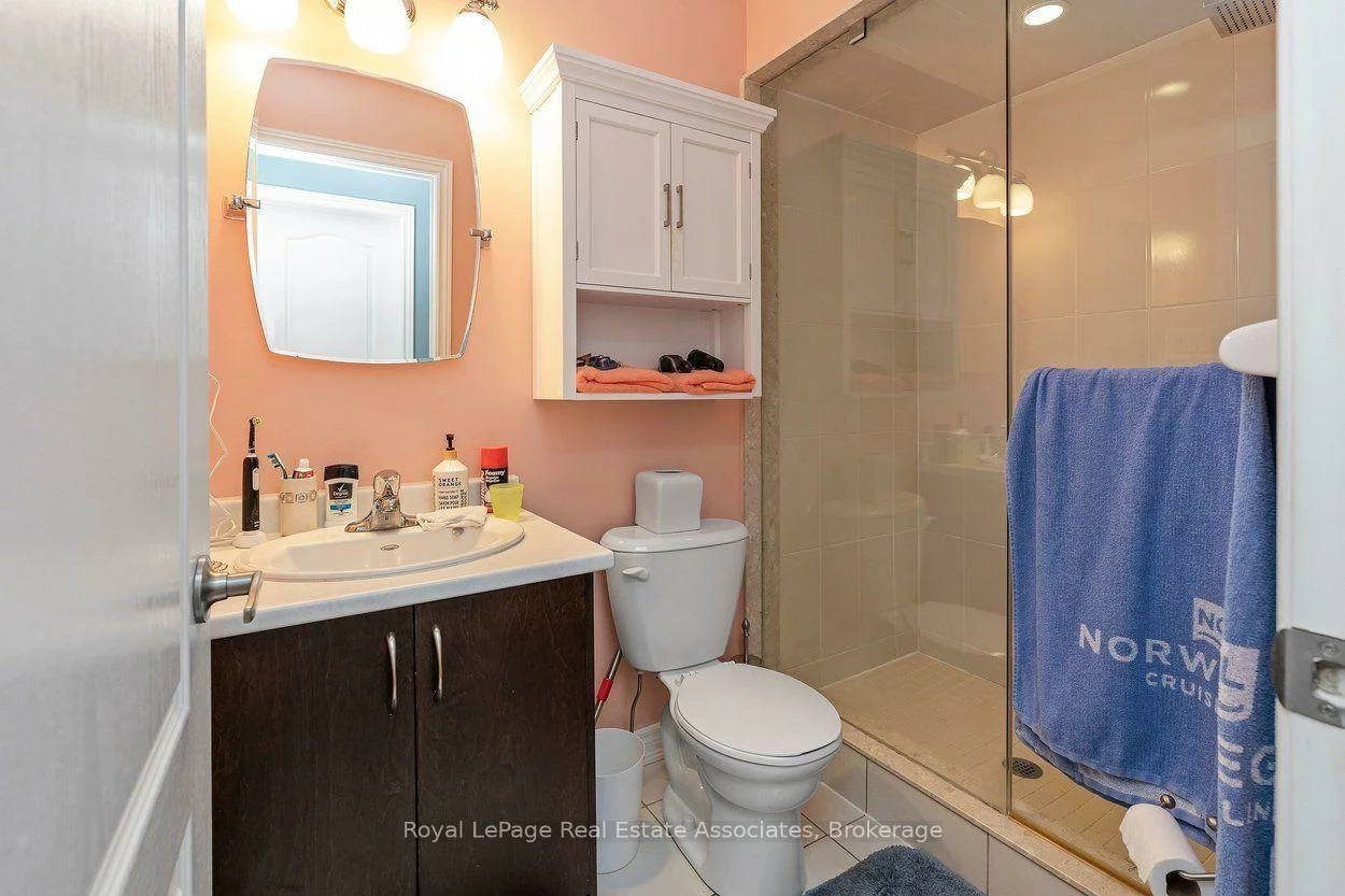 24, Lacorra, Sandringham-Wellington, Brampton