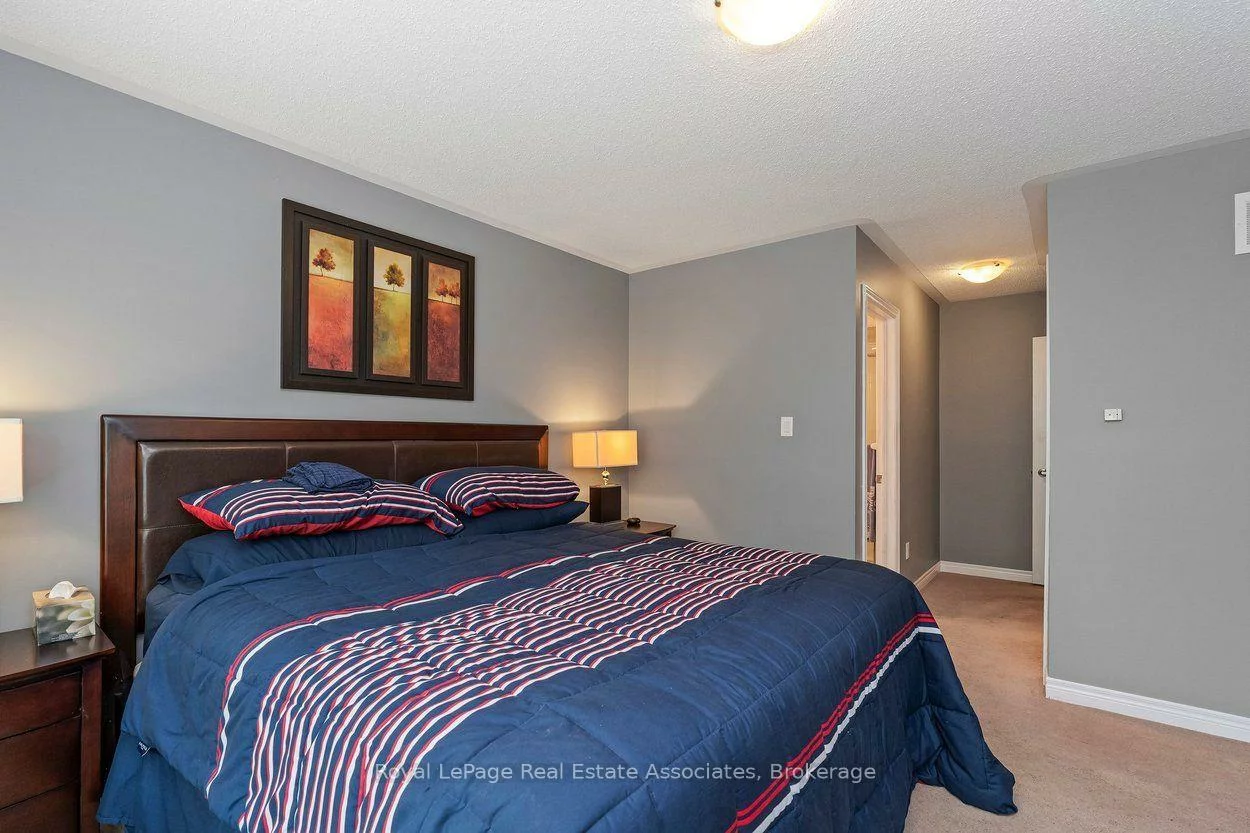 24, Lacorra, Sandringham-Wellington, Brampton