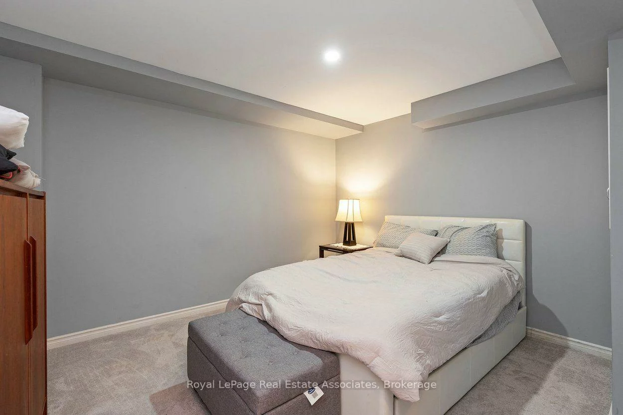 24, Lacorra, Sandringham-Wellington, Brampton