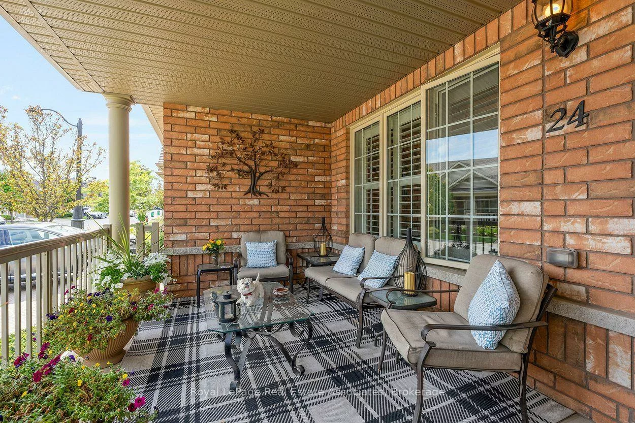 24, Lacorra, Sandringham-Wellington, Brampton