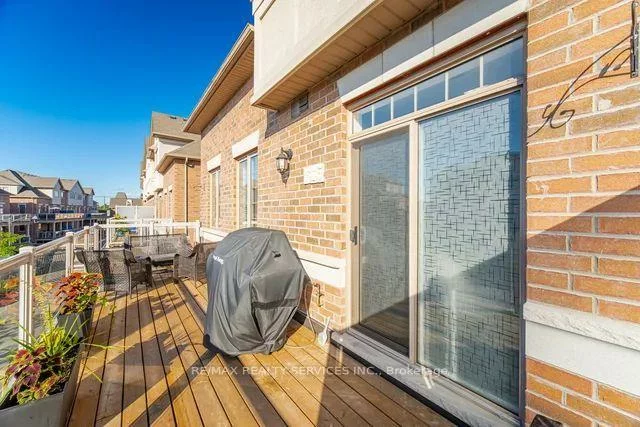 180, Howden, Westgate, Brampton