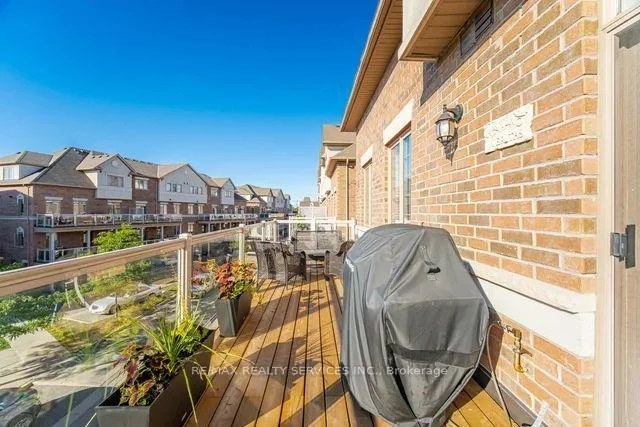 180, Howden, Westgate, Brampton