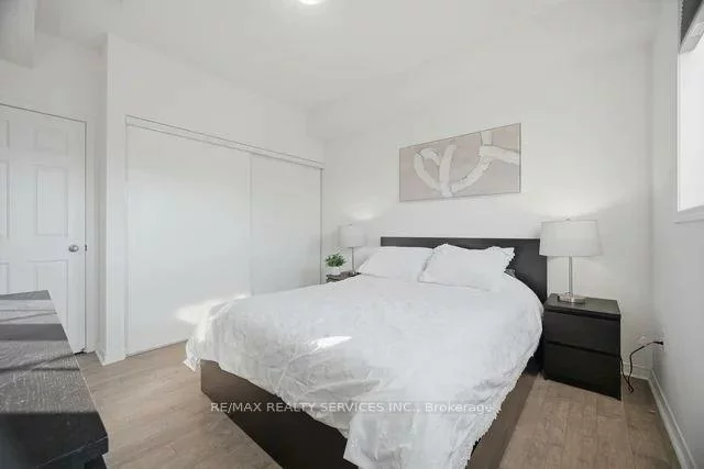180, Howden, Westgate, Brampton