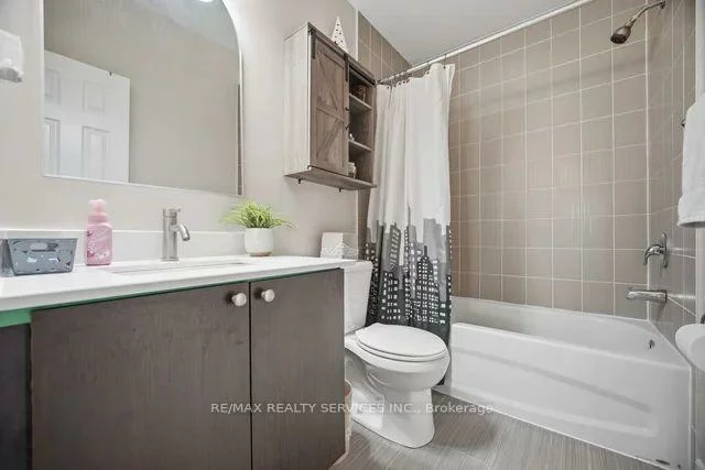 180, Howden, Westgate, Brampton