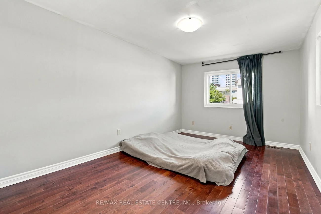 44, Franklin, Bramalea West Industrial, Brampton