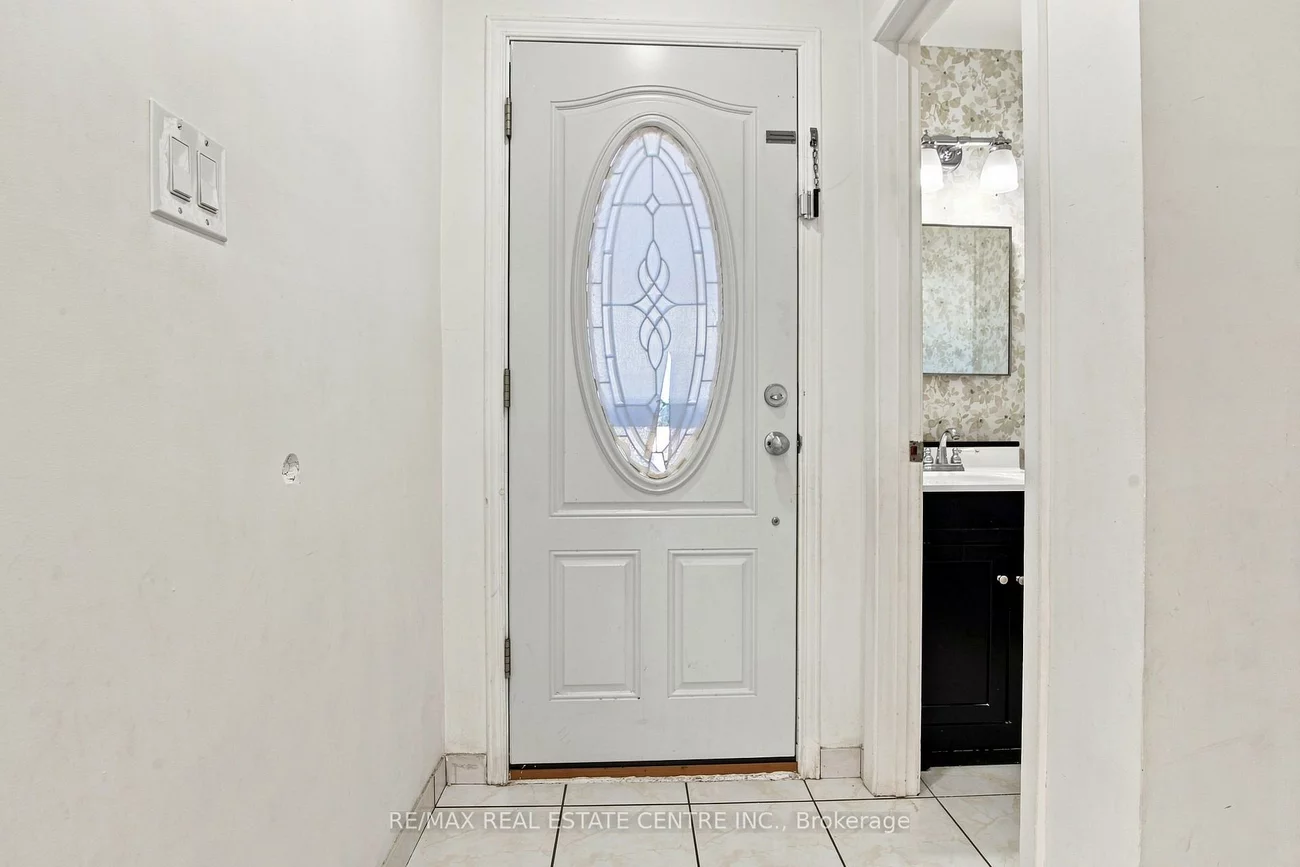44, Franklin, Bramalea West Industrial, Brampton