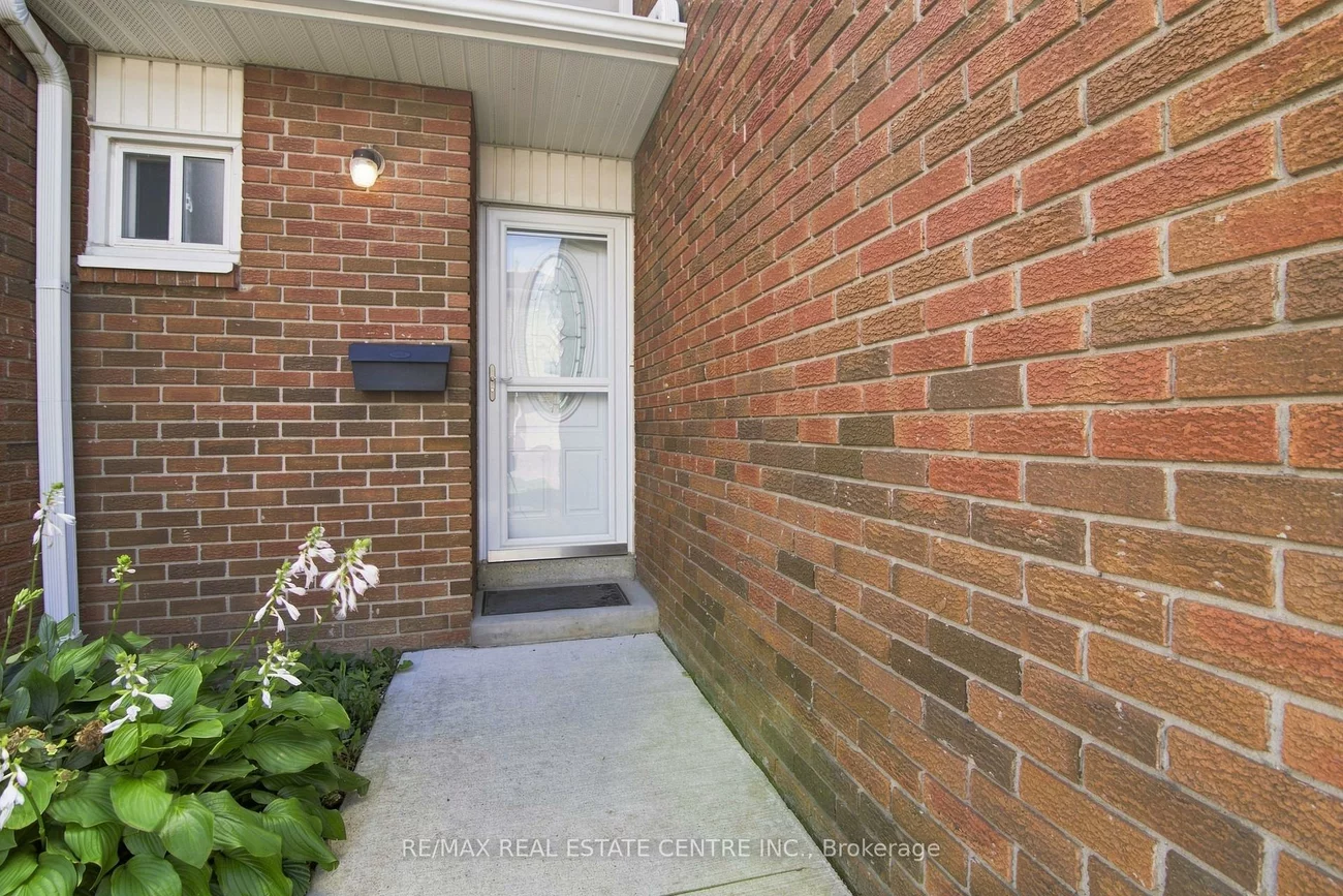 44, Franklin, Bramalea West Industrial, Brampton
